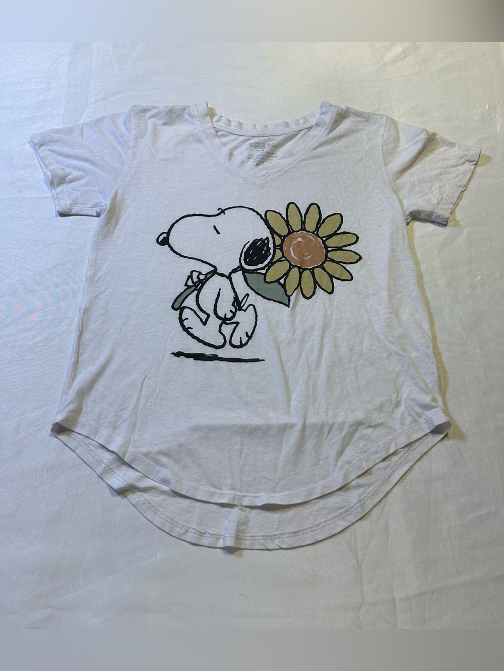 Peanuts White Snoopy Sunflower Graphic Tee